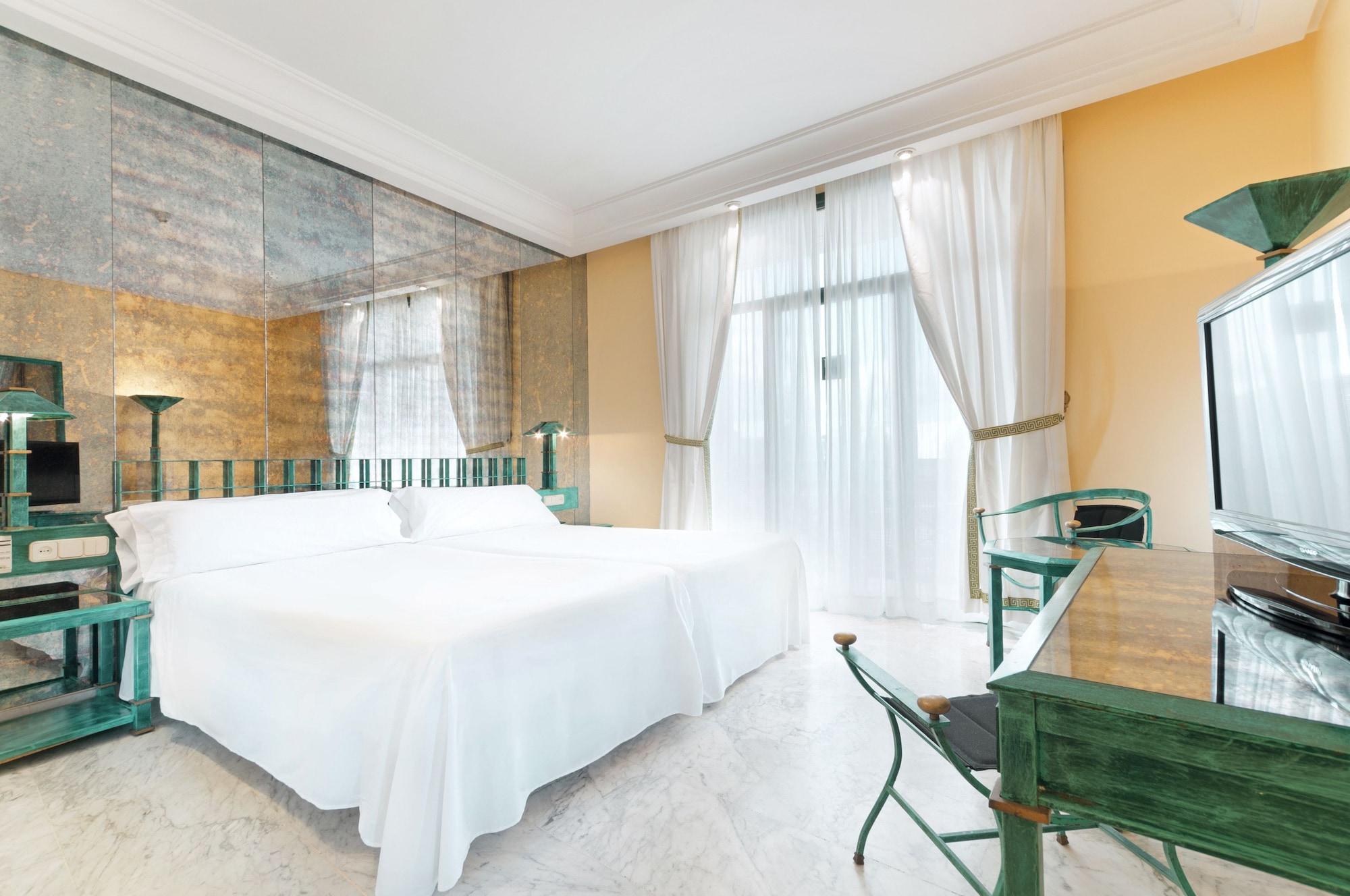 Azz Merida Medea Hotel Εξωτερικό φωτογραφία