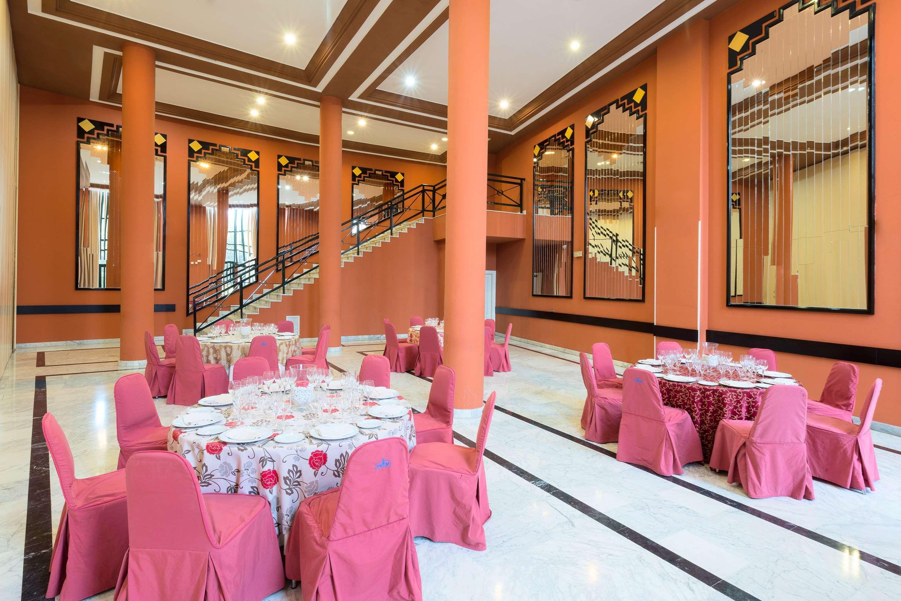 Azz Merida Medea Hotel Εξωτερικό φωτογραφία