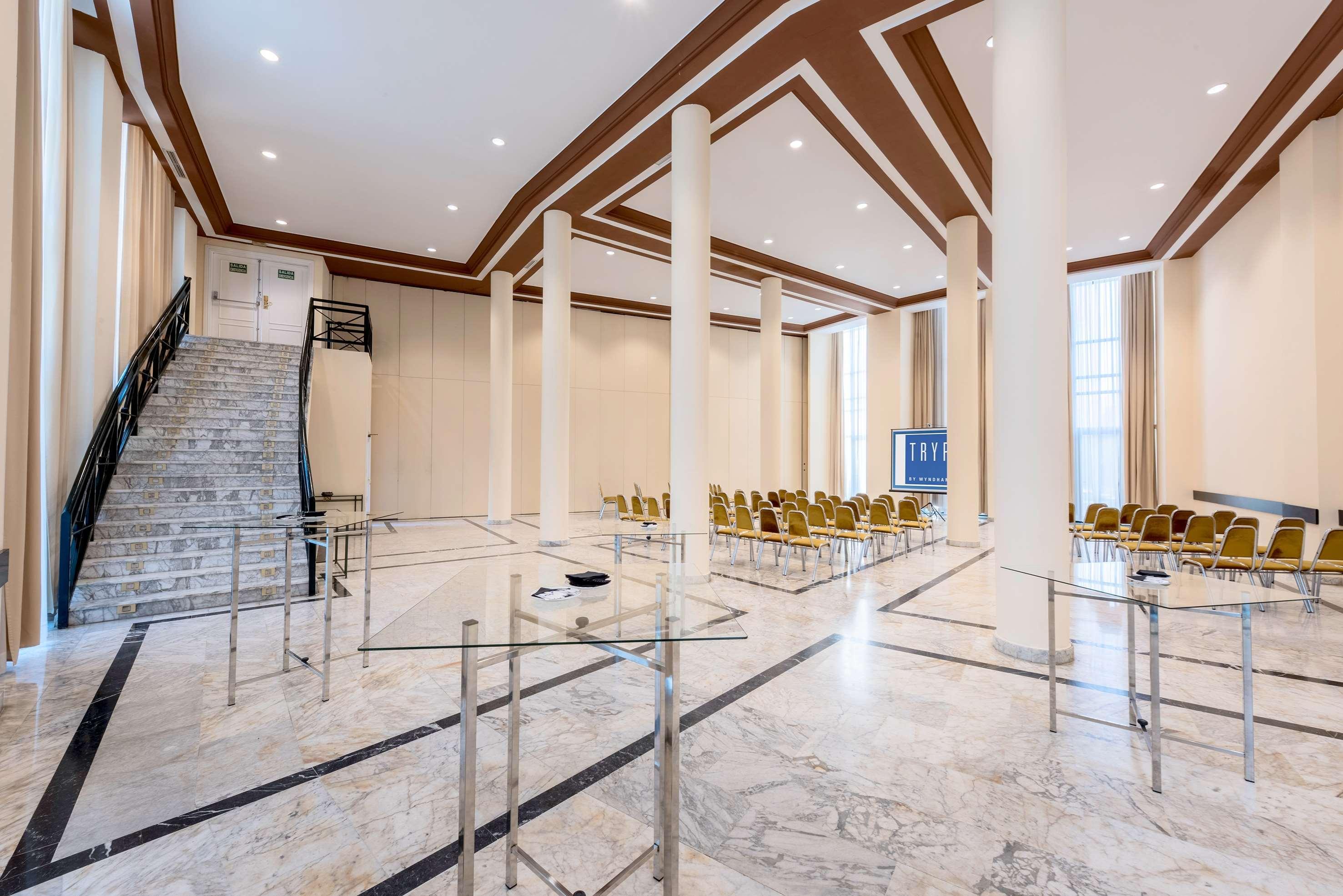 Azz Merida Medea Hotel Εξωτερικό φωτογραφία