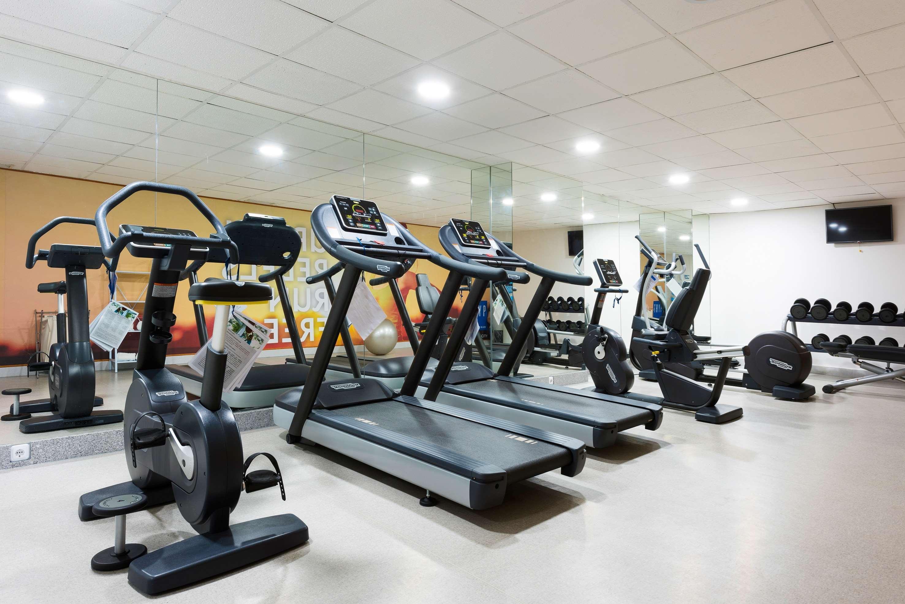 Azz Merida Medea Hotel Εξωτερικό φωτογραφία