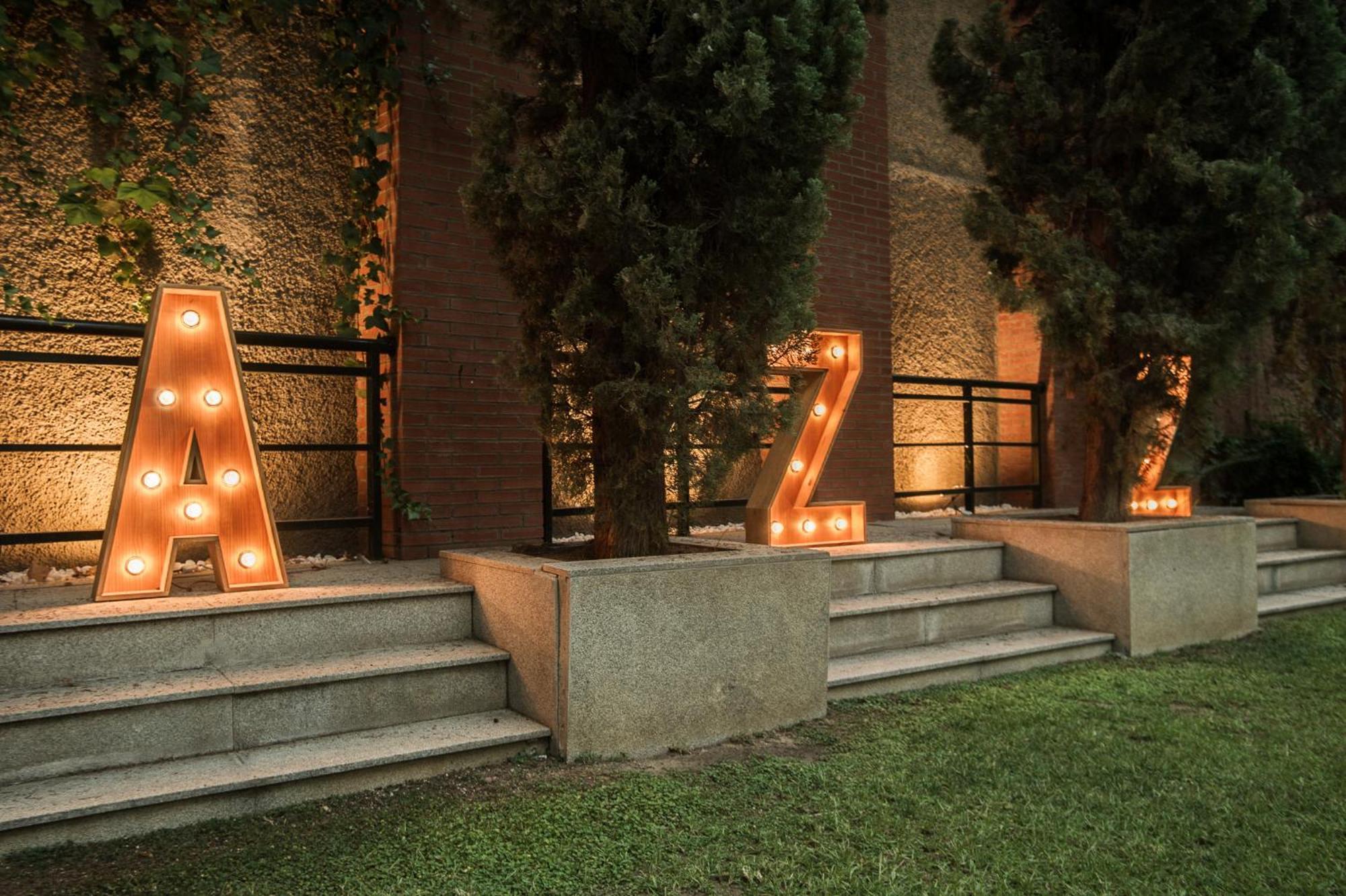 Azz Merida Medea Hotel Εξωτερικό φωτογραφία