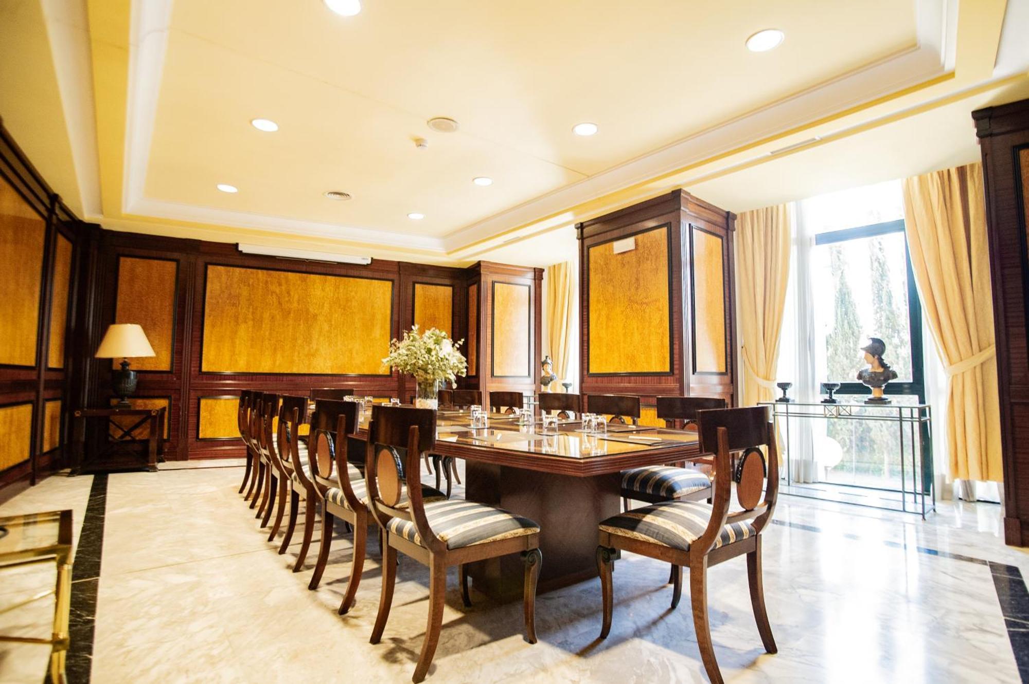 Azz Merida Medea Hotel Εξωτερικό φωτογραφία